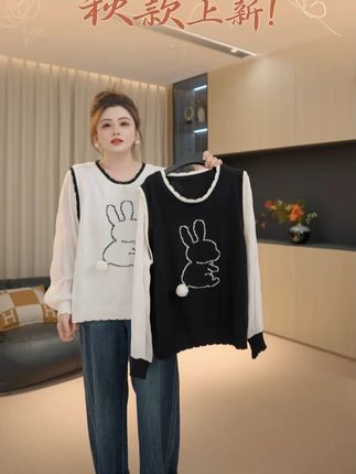 #女装穿搭#穿搭#女装#大码女装#大码胖佳佳【胖佳佳】奇遇记 秋季时尚假两件撞色花边重新针织衫