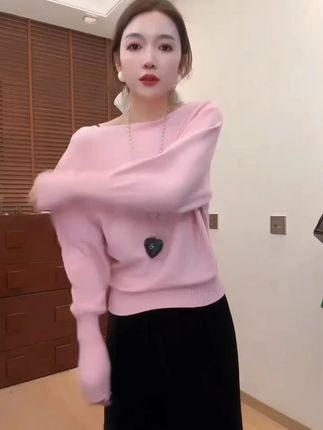 春秋必备!韩系温柔一字领针织衫,单穿内搭都超美 #温柔一字领衫 #正肩宽松小衫 #韩系针织衫 #温柔气质衫 #气质内搭