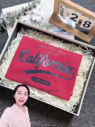 纯棉吸汗快干超实用,圆领剪裁显利落,印花趣味不单调,多色满足不同喜好!#时尚潮流 #男装短袖T恤 #纯棉短袖