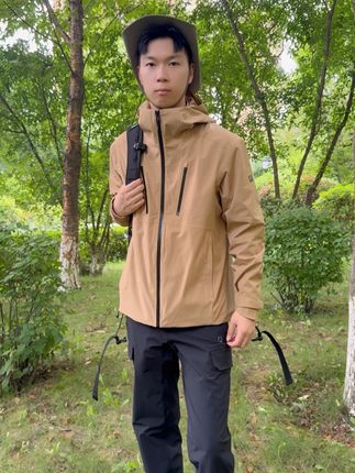 斐乐三合一户外冲锋衣,面料亲肤舒适 #FILA呯吸壳 #自然去解闷 #FILA冲锋衣#品质男装#户外穿搭#男士必备