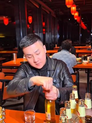 不打架不斗殴,你敬我一尺我敬你一丈!#四海之内皆兄弟  #人情世故  #情感共鸣