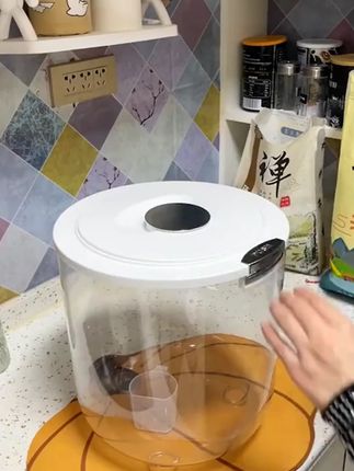 圆形大容量米桶厨房防潮储粮密封透明杂粮粗粮防虫家用加厚#米桶 #米桶推荐 #大容量米桶 #米桶储米罐 #密封米桶