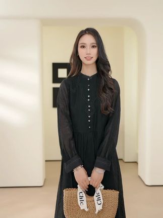 #显瘦连衣裙 #谁穿谁好看系列 #穿出高级感 #遮肉显瘦