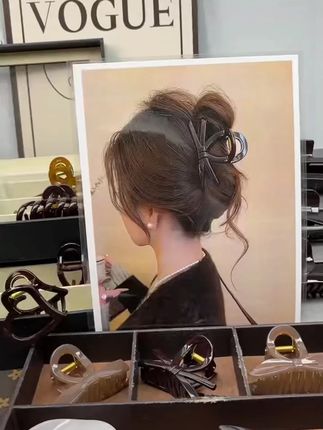 欧茉原创巧克力色蝴蝶结2025新款高级感鲨鱼夹子发夹A8059#发夹推荐 #时尚配饰 #新款发夹 #蝴蝶结发夹 #欧茉好物