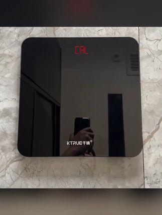 千确体重秤体脂秤家用精准小型电子秤充电人体称体重的家庭称重计#家用体脂秤 #小型电子秤 #精准称重 #家庭必备 #千确体脂秤