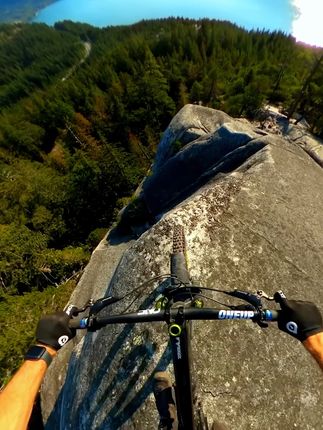 阿伟🏄🏻⛷️🌈