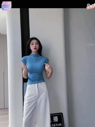 修身显雷,超好看的半高领T恤,穿上显年轻,朋友都说好看!