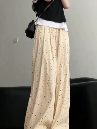 #张予曦毕雯珺真拍了红裙抱 #深情眼 #张予曦 #毕雯珺
