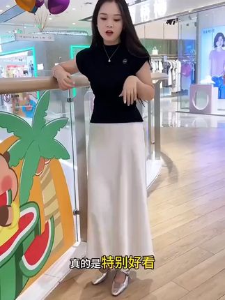 2025夏季显瘦A字开叉半身裙法式女夏缎面蕾丝中长裙子气质月光裙 #开叉 #显瘦 #半身裙 #女夏