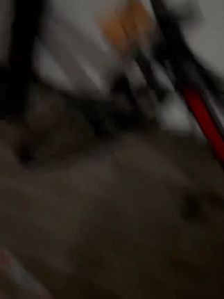 爱的梦港风亮片闪花朵抓夹网红百搭时尚大板鲨鱼夹显发量头饰发夹#花朵抓夹 #抓夹 #鲨鱼夹 #发夹 #发饰