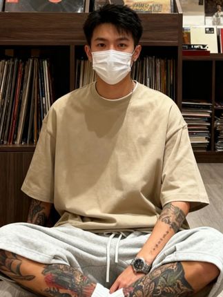 美式跑步篮球运动短裤男白灰色基础款夏季2025新款高街宽松五分裤 #短裤 #短裤推荐 #休闲短裤 #运动短裤 #宽松短裤