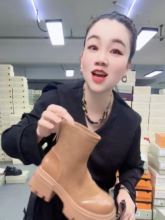 时装靴秋冬复古马丁靴小个子厚底 #百搭鞋子 #美鞋分享 #时装靴 #马丁靴 #厚底鞋