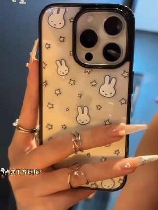璀璨星空,闪耀你的iPhone  黑边炫彩星星手机壳! 适用于苹果15Pro 13 XSMax xr 12 16 14p,让你的手机瞬间变时尚焦点! 话题  #手机壳 #苹果手机壳 #这个手机壳真的长在我心巴上了 #仙女必备 #手机壳高级感ins