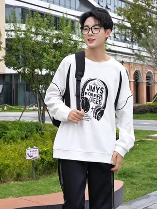 青少年初高中学生男孩卫衣来了,宽松版型棉感材质,内搭校服都好看,一套入手儿子帅气翻倍 #卫衣男 #青少年穿搭男#青少年男装#秋季新款