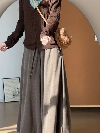 姐妹们秋天信我的!穿这条糯米花苞裙裤不踩雷~ #糯米裤 #今天穿什么 #花苞裙裤 #早秋穿搭