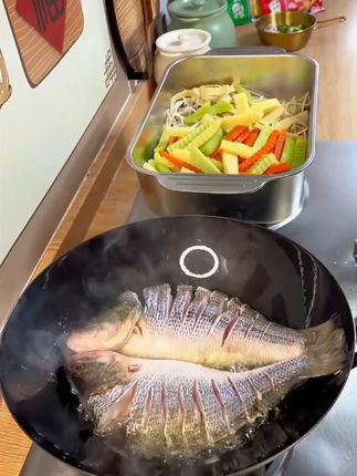 大号不锈钢烤鱼家用专用盘烤肉盘托盘方盘 #托盘 #方盘 #盘烤肉 #专用盘 #锈钢烤鱼