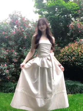MARIECOCO法式甜系纯欲风夏季新款2025时尚条纹假两件气质连衣裙_0707 #恋夏风 #混搭的夏天跟我穿 #夏季基础款的搭配技巧 #是时候穿显身材的衣服了