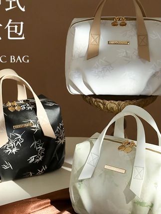 新中式化妆包女收纳2024新款便携式大容量洗漱袋分区收纳品轻便款#好物推荐 #手提式化妆包 #化妆包推荐 #美包分享 #实用款包包推荐 @小店随心推 @巨量千川 @DOU+上热门