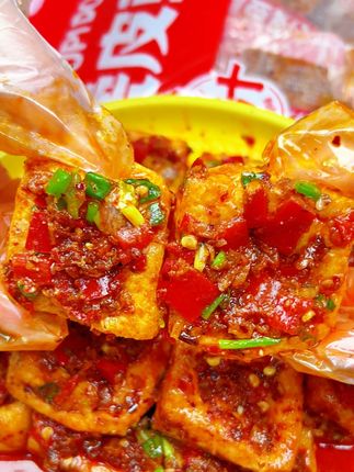 真的太好吃了,咬开瞬间会爆汁! #无辣不欢 #爆汁虎皮豆腐 #湘巡虎皮豆腐