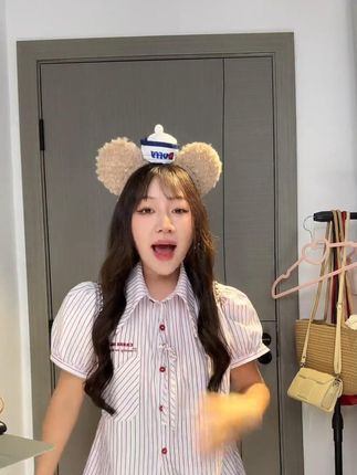 日系复古短袖条纹衬衫女2025新款夏季宽松薄款休闲衬衣学院风上衣#穿出高级感#夏季必备#谁穿谁好看#遮肉显瘦#日系复古短袖衬衫