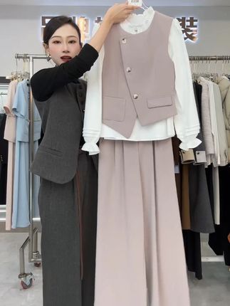 休闲小香风女装高腰时尚套装通勤风休闲风法式套装#休闲套装 #品质女装 #小香风套装 #法式套装