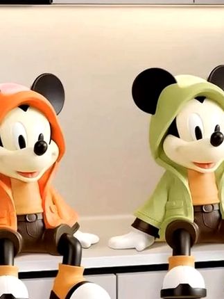 #玩具 风衣米奇坐姿摆件客厅电视柜装饰入户玄关酒柜高级感小众手办轻奢#摆件 #摆件装饰品 #摆件装饰 #摆件客厅