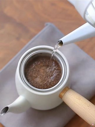 告别繁琐!这款懒人咖啡壶让你轻松泡茶喝咖啡,还能免费退哦! #奶茶这么装才好喝 #咖啡壶推荐 #手冲咖啡新手入门学习 #咖啡爱好者必备 #手冲咖啡的简易做法 小Q手冲咖啡壶复古家用咖啡壶日式咖啡分享壶便携式不锈钢侧把壶