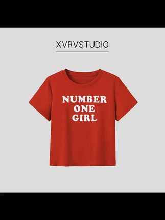 XVRV2025新款透气运动印花T恤 XVRV运动T恤 XVRV家的这款2025新款圆领运动印花T恤,真的很不错。它是透气的材质,夏天穿特别舒服。简约的设计,又很百搭。印花的元素,增添了时尚感。女孩子们穿上,青春活力满满。无论是运动的时候穿,还是日常休闲,都很合适。这么好的T恤,值得拥有。#XVRV夏季T恤 #2025新款T恤 #透气运动T恤 #圆领印花T恤 #休闲短袖