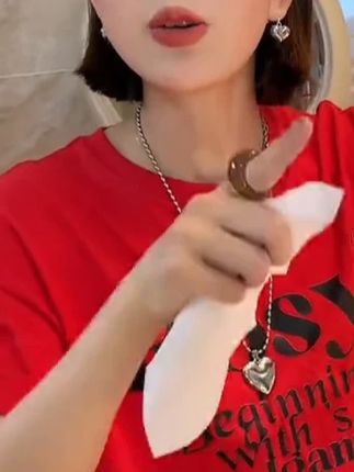 清风家的悬挂抽纸终于有活动了,一箱十提,每提1000张,这个价就到手,真的太划算了!#清风 #生活用纸 #囤纸 #我可真会买