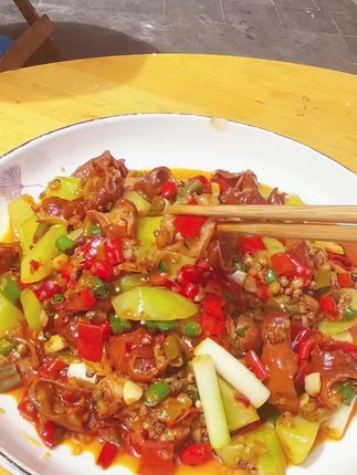 川渝泡椒调料 老坛秘制泡椒!坛封三月开盖,配面配饭直接封神#七可江湖泡椒 #川渝辣味食品 #重庆美食