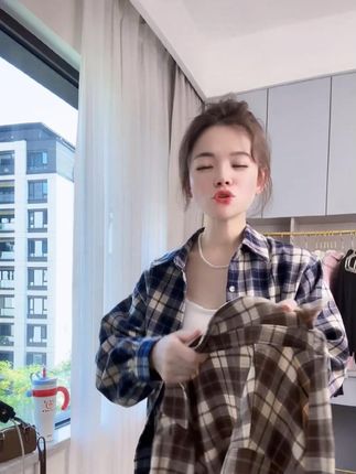 【小个子衬衣】秋季格子衬衣女简约开衫外套百搭休闲长袖衬衫 #女装 #女人味#显瘦遮肉#女装穿搭#女装搭配