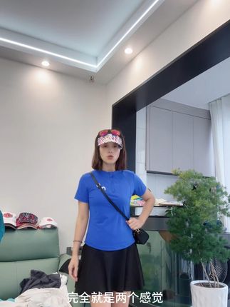 XVRV2024夏季新款锦纶速干短袖运动上衣跑步服半拉链女款 夏季新款锦纶速干短袖运动上衣跑步服半拉链女款健身T恤 #ootd穿搭 #今天穿什么 #夏季新款 #小个子穿搭 #显瘦遮肉