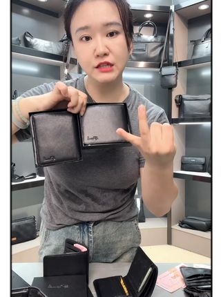男士黑色2025新款头层牛皮多卡位真皮高品质钱夹简约大方短钱包#男包 #包包种草 #包包 #男士必备