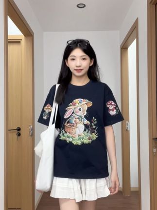 宽松版型,不挑身材的T恤 #ootd穿搭 #夏季新款 #我的夏日ootd #短袖推荐 #这么穿显瘦20斤
