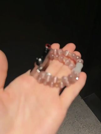 给夏天一点颜色看看~戴上它也超有灵动!!好温柔的葡萄色串珠 #苹果手表 #applewatch表带 #iwatch表带 #iwatch表带推荐 #applewatch表带