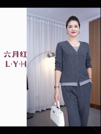 加厚磨毛时尚气质纯色高领长袖打底衫T恤女简约百搭显瘦修身上衣 #好身材好气质 #穿衣搭配 #百搭显瘦打底衫 #时尚气质百搭 #打底衫T恤