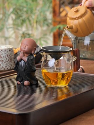 真的好想问你一个问题... #茶生活 #摆件 #小和尚 #茶漏 #泡茶