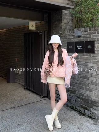 秋款彩色绒冬棉服上衣 不多见的材质+韩版设计,入秋穿搭首选,好搭配又韩。# 琥珀流光风外套太适合秋天了 #秋款外套 #今天穿什么 #穿搭日记 #甜美穿搭 #甜美风