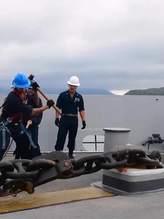 这鳕鱼肠平时外面卖的真的挺贵的,现在三只松鼠活动一定要多囤点 #鳕鱼肠 #零食推荐 #宝宝零食 #哇又便宜又好吃