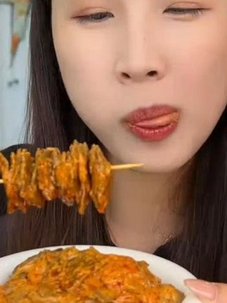 麻酱脑袋去囤这到手50包的 #麻酱素毛肚 ,还是 #盐津铺子 大品牌的!嘎嘎好吃! #零食推荐# 超便宜超划算 #开袋即食 #麻酱脑袋去囤这到手50包# 还是
