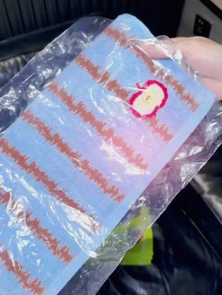 不易发黄发臭的10A毛巾也太好用了吧!全棉的材质软呼呼的洗脸很舒服,关键还不掉色不掉毛!囤几条能用大半年了。 #纯棉毛巾 #10A毛巾 #吸水毛巾