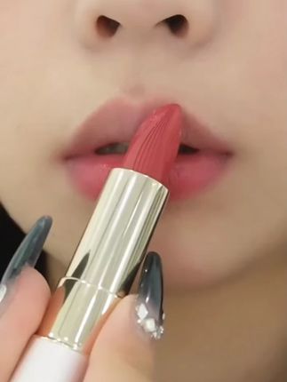 秋冬妆容好物卡姿兰轻雾感口红推荐哑光持久黄皮显白MB #口红  #卡姿兰口红 #口红推荐 #雾面口红 #哑光口红