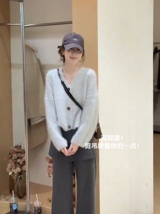 #张予曦毕雯珺真拍了红裙抱 #深情眼 #张予曦 #毕雯珺