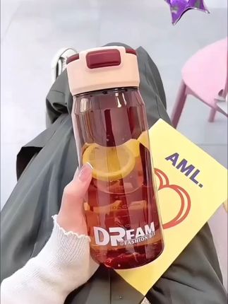 简约清新水杯男女士高颜值带茶隔耐高温塑料杯学生运动便携随手杯#简约水杯 #带茶隔水杯 #塑料水杯 #学生水杯 #运动水杯