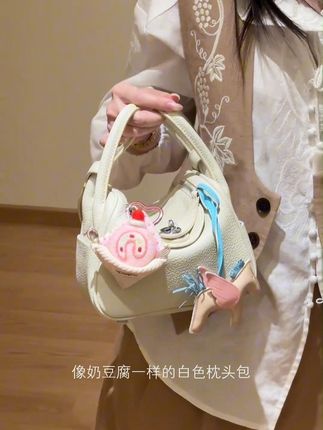 古莉奈尔全色系枕头包高级通勤包手提斜挎收纳包经典时尚轻奢女包 #枕头包 #轻奢女包 #通勤包 #经典时尚百搭 #古莉奈尔全色