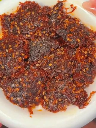 张飞家的灯影鸡丝真的绝了,香香辣辣,追剧 下饭 解馋小零食都非常不错#灯影鸡丝