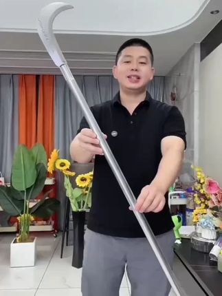 农用工具锰钢镰刀割草刀弯刀多功能柄加长长刀农具割草除草刀锋利#割草刀 #长柄镰刀 #镰刀 #农用工具 #割玉米镰刀