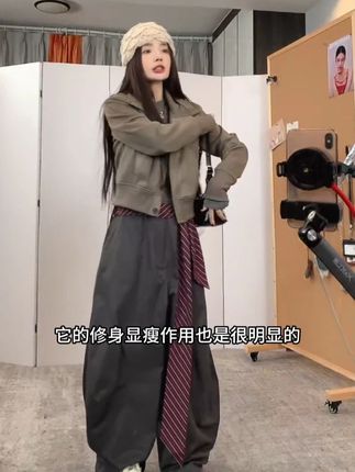 松弛感绑带深灰色弯刀西装阔腿裤美式复古百搭休闲裤#ootd穿搭 #穿出高级感 #品质女装 #今天穿什么 #小众设计感