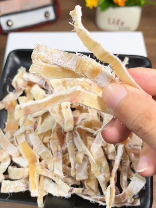 为了下个月见男友 挑战30天 晚餐只吃这种低卡高蛋白的鱿鱼干#零食推荐 #追剧小零食 #吃货必备 #零食 #零食种草