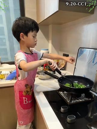 父母一定要读读这本《做孩子的理想型父母》,学会正确的育儿方法,孩子长大会感激你#育儿#家庭教育#家长必读